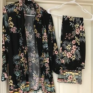 Roz & Ali Floral Pant Set Size XL